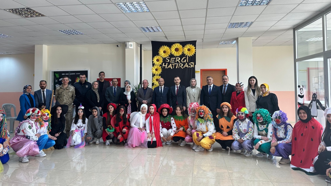 Nenehatun Mesleki ve Teknik Anadolu Lisesi 